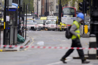 Suspected hostage situation in Tottenham Court Road, London, Britain - 27 Apr 2012