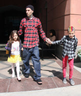 Travis Barker And Kids Leaving A Medical Building In Beverly Hills