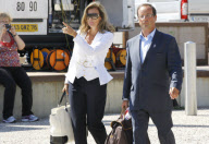 Francois Hollande et sa compagne Valerie Trierweiler quittent La Rochelle