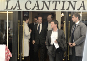 François Hollande déjeune samedi dans un restaurant italien à 300 mètre de son QG avec Pierre Moscovici et Manuel Valls
