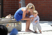 Ali Larter has Mother's Day with her Boys at Coldwater Park
