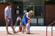 Ali Larter has Mother's Day with her Boys at Coldwater Park