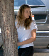 Sarah Roemer Grabs Ice Coffee While Out with her Boyfriend
