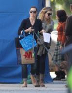 EXCLUSIVE - FIRST-PIX Jessica Biel "wigs out" on the set of 'Hitchcock