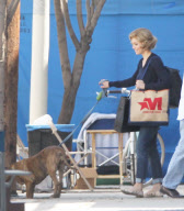 EXCLUSIVE - FIRST-PIX Jessica Biel "wigs out" on the set of 'Hitchcock