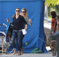 EXCLUSIVE - FIRST-PIX Jessica Biel "wigs out" on the set of 'Hitchcock