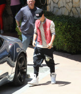 EXCLUSIVE Justin Bieber takes his chrome-wrapped Fisker Karma to La Paz - Part 2
