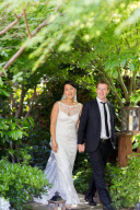 Zuckerberg weds longtime girlfriend