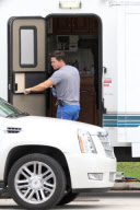 *EXCLUSIVE* Mark Wahlberg cools down with a VAMPT!