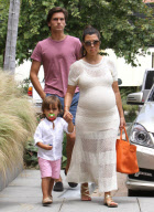 Pregnant Kourtney Kardashian And Family Out For Lunch In Malibu