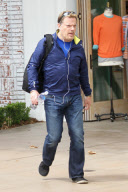 Eddie Izzard Strolls The Grove