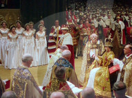 PEOPLE - Queen Elizabeth 90. Geburtstag - Die Krönung