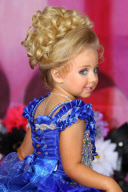 Bräunungsspray für kleines Mädchen