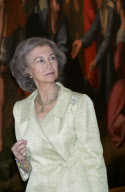 La Reina Sofia inaugura  "El ultimo Rafael" en el Prado. 