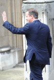 News Corp Skandal: Premierminister David Cameron auf dem Weg zur Leveson Kommission