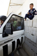 UN Commandant meets FSA in Holms