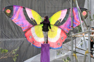 Katy Perry spreads her wings in Toronto [NO Canada, Germany, Austria]