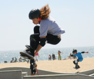 Shaun White Filming A Skate Video In Venice Beach