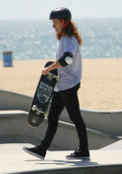 Shaun White Filming A Skate Video In Venice Beach
