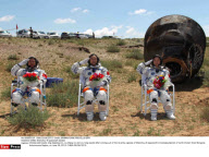 CHINE: Shenzhou-9 spacecraft landed
