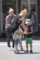 Gwen Stefani hangs with her boys at Universal Studios