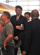 Marilyn Manson Departs LAX Sans Makeup