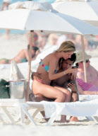 GIOVANI DOS SANTOS ENJOY VACATIONS IN CANCUN BEACHES WITH HIS GIRLFRIEND