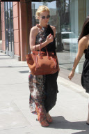Carey Mulligan goes to Anastasia salon in Beverly Hills