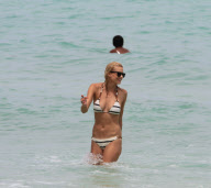 Real Madrid star Sami Khadira and his German model girlfriend Lena Gercke are all over each other while frolicking on the beach in Miami
In This Album: Bikes, Real-Madrid, Lena Gercke 