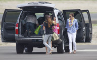 Exclusive... Julia Roberts And Family Arriving In Hawaii
