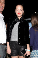 Jaime King comes out to suppport BFF Lana Del Rey [NO Australia or New Zealand]