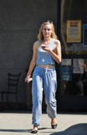 A Very Casual Diane Kruger Grabs Breakfast in Los Angeles