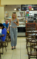 A Very Casual Diane Kruger Grabs Breakfast in Los Angeles