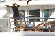 EXCLUSIF Seal en vacances a Porto Cervo sur son yacht avec une amie. NC/NW (Celebrity) FRANCE ONLY / POOL KCS (cf commentaire)