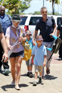 Britney Spears Heads Home From Maui With Her Boys