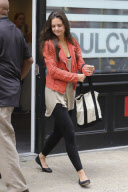 Katie Holmes hits the spinning class in NY
