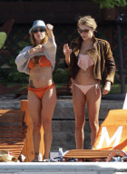 Exclusive... LeAnn Rimes and Eddie Cibrian Enjoy a Sunny Day on the Dock