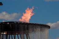 Sydney Olympic Flame re-lit