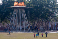 Sydney Olympic Flame re-lit