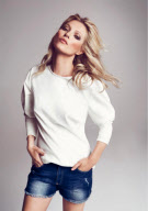 La modelo britÃ¡nica Kate Moss protagoniza el catÃ¡logo de la colecciÃ³n OtoÃ±o 2012 de la firma barcelonesa Mango.