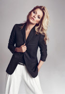 La modelo britÃ¡nica Kate Moss protagoniza el catÃ¡logo de la colecciÃ³n OtoÃ±o 2012 de la firma barcelonesa Mango.