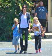 FIRST PHOTOS OF LIBERTY ROSS SINCE SCANDAL