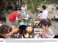 SPAIN: Meal prepare from junk food