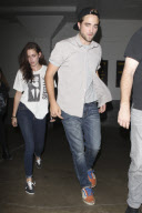 *EXCLUSIVE* Kristen Stewart has a date night with Robert Pattinson just two days after cheating [NO Brazil]
