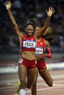 USA's Allyson Felix wins 200 meter gold
