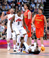 US Dream team wins basketball gold