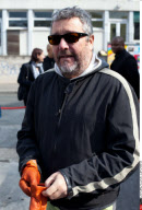 SAINT OUEN: Philippe Starck 'design' une cantine chic