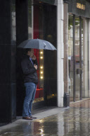 Yoko Ono out and about shopping in London, Britain - 16 Aug 2012