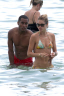 Doutzen Kroes and Sunnery James : Ocean Love