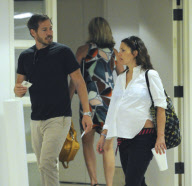 A Very Pregnant Drew Barrymore And Will Kopelman Leave The Doctors